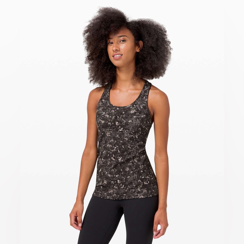 Lululemon Cool Racerback II *Nulu
Equalized Multi Size 12